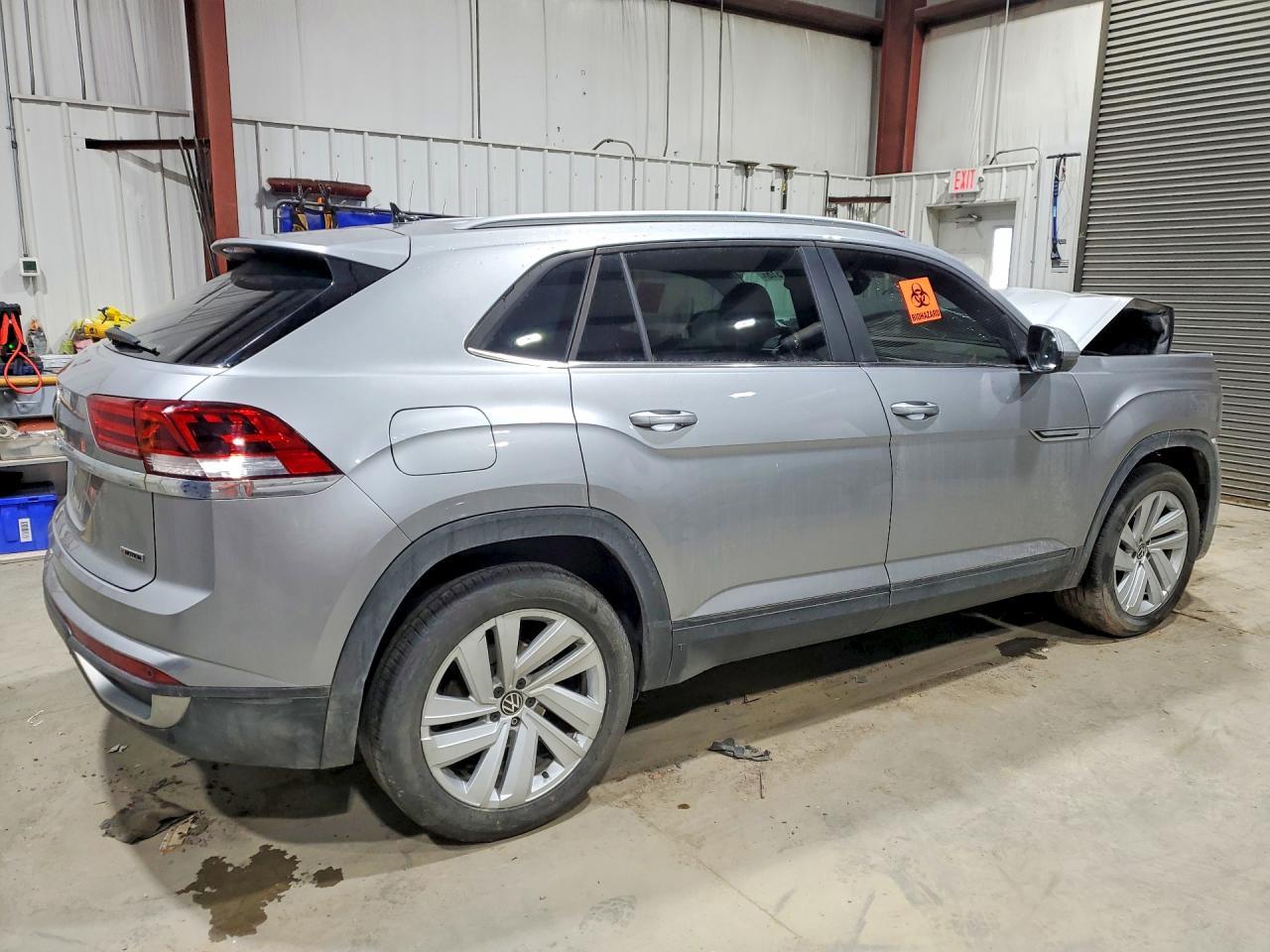 2022 Volkswagen Atlas Cross Sport Se - Фото 3