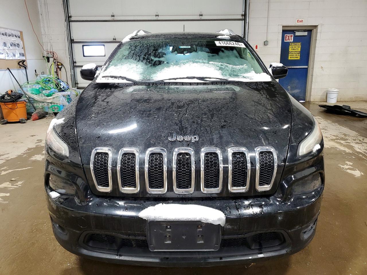 2017 Jeep Cherokee Latitude - Image 5