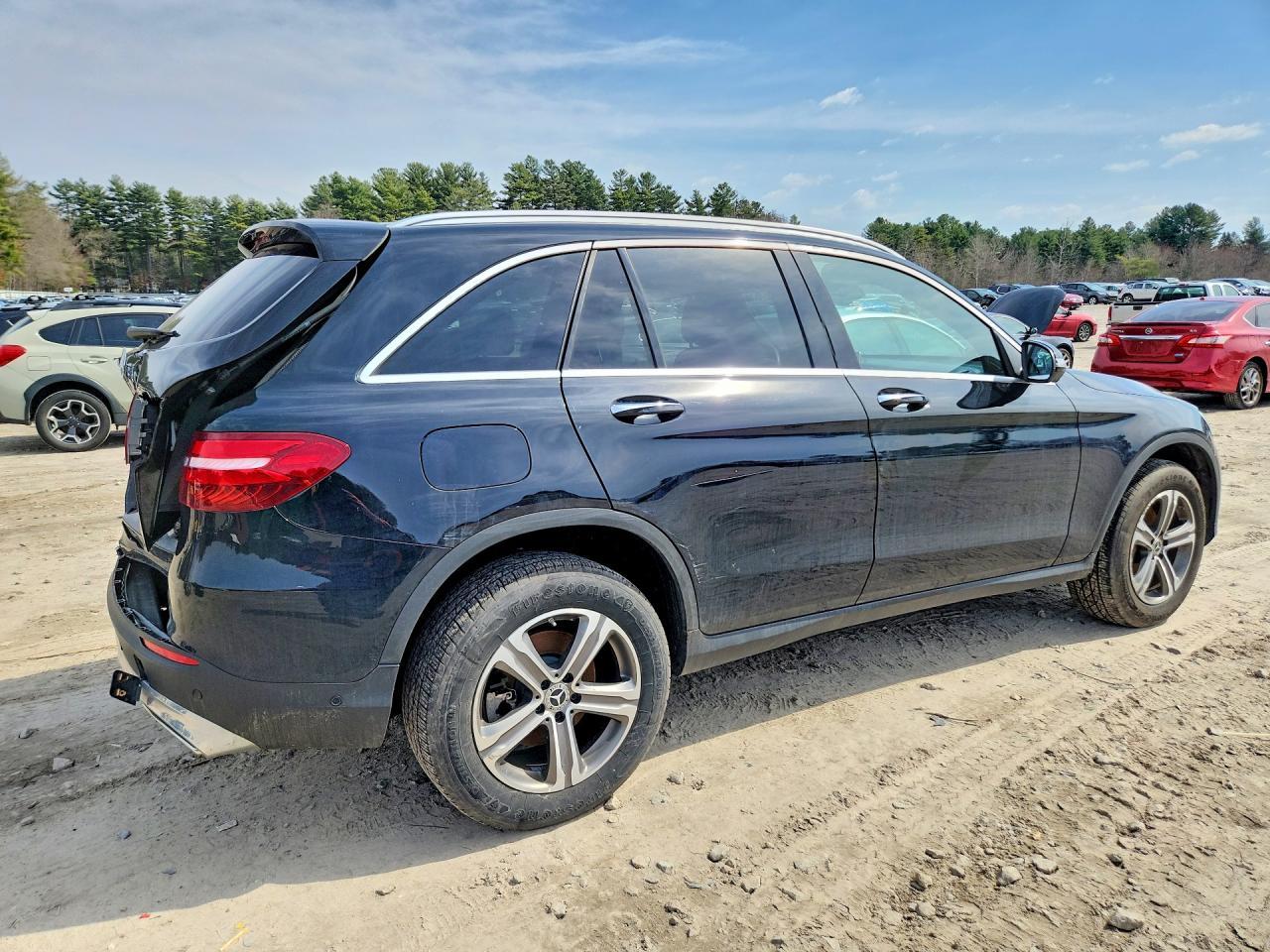 2019 Mercedes-Benz Glc 300 - Image 3
