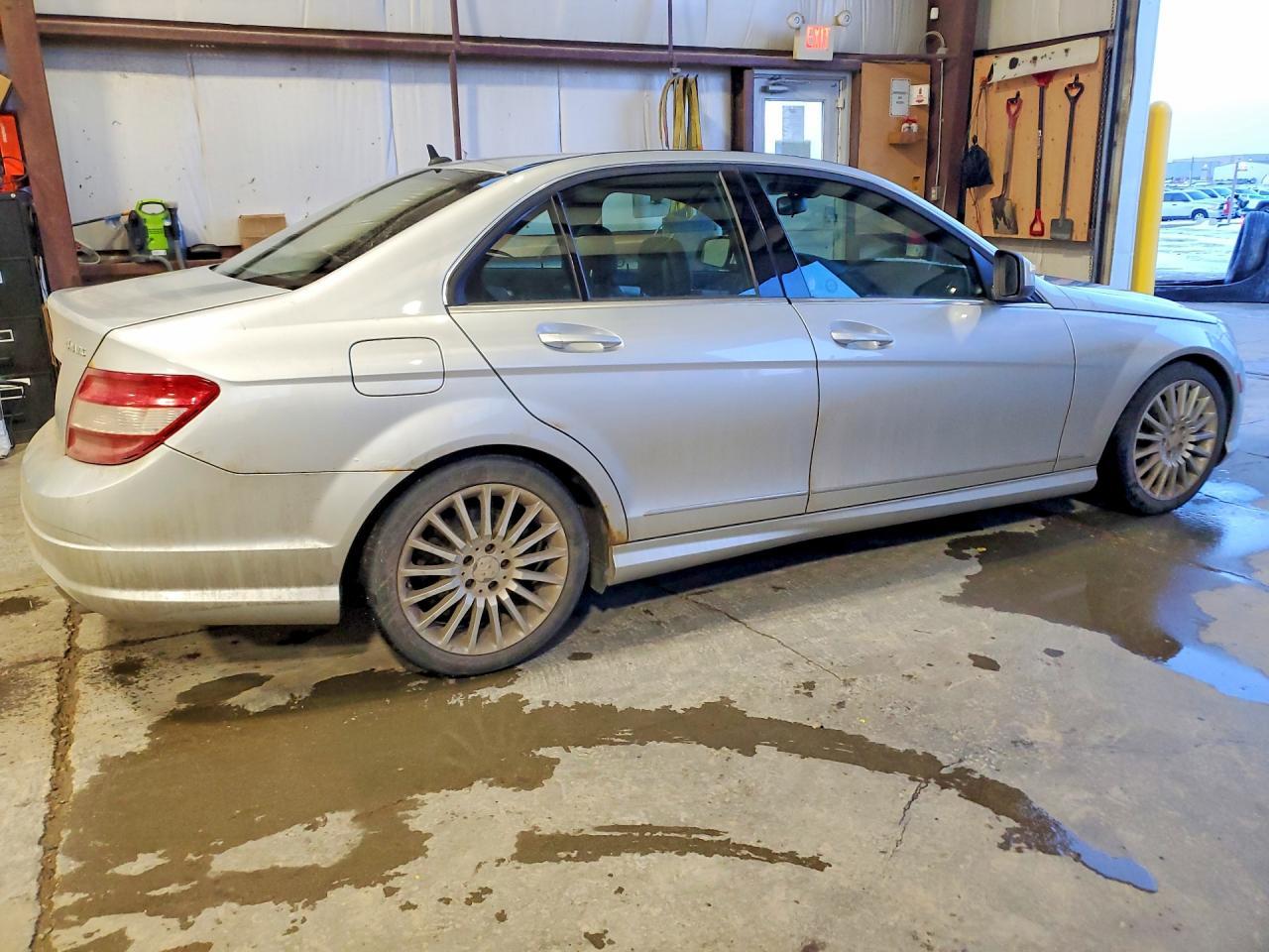 2009 Mercedes-Benz C 230 4Matic - Фото 3