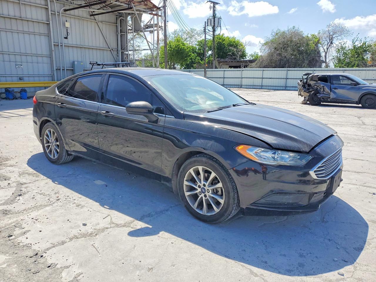 2017 Ford Fusion Se - Фото 4