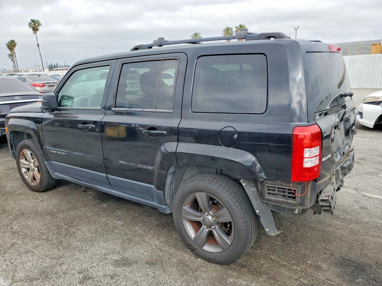 2015 Jeep Patriot Latitude - Image 2
