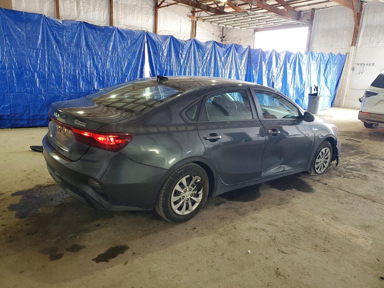 2023 Kia Forte Lx - Image 3