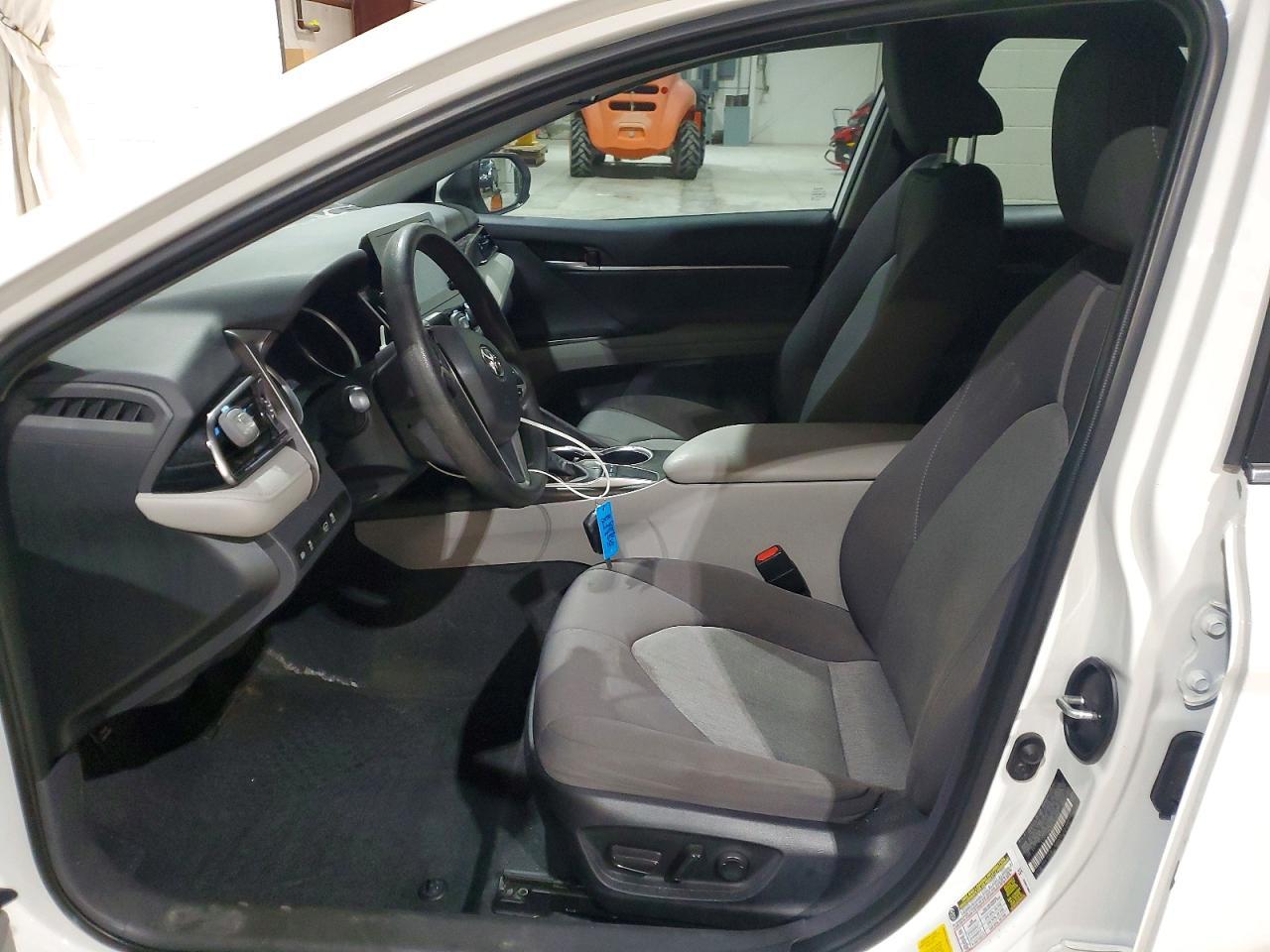 2023 Toyota Camry Le - Image 7