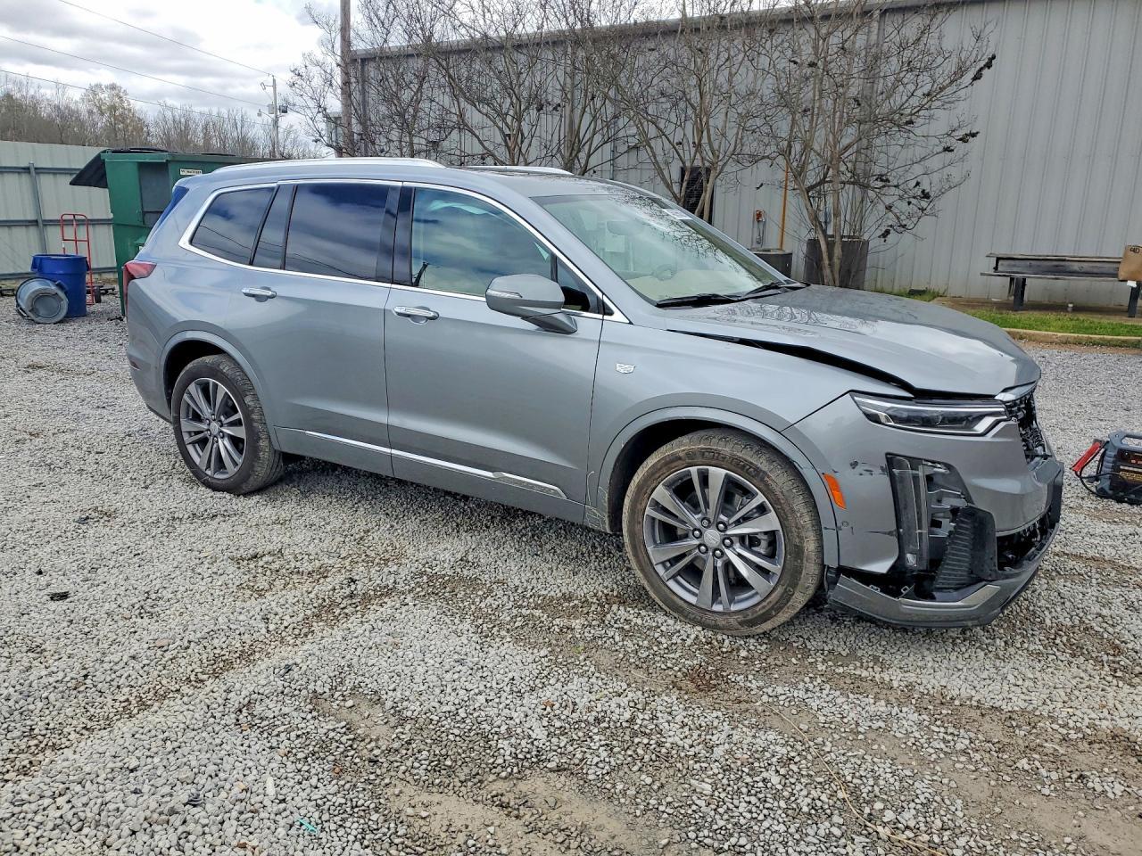 2025 Cadillac Xt6 Platinum Premium Luxury - Image 4