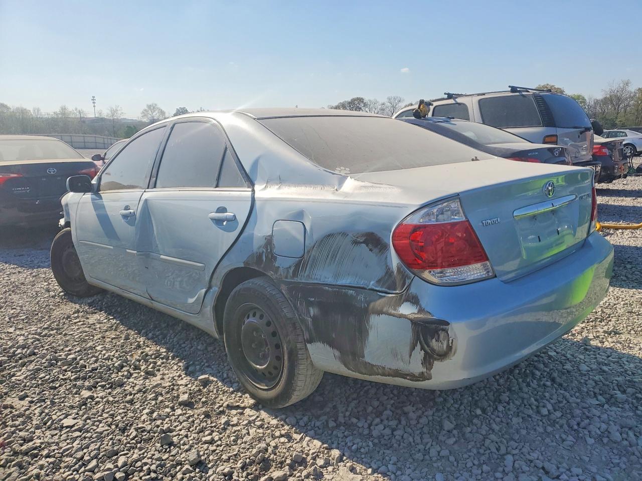 2006 Toyota Camry Le - Image 2