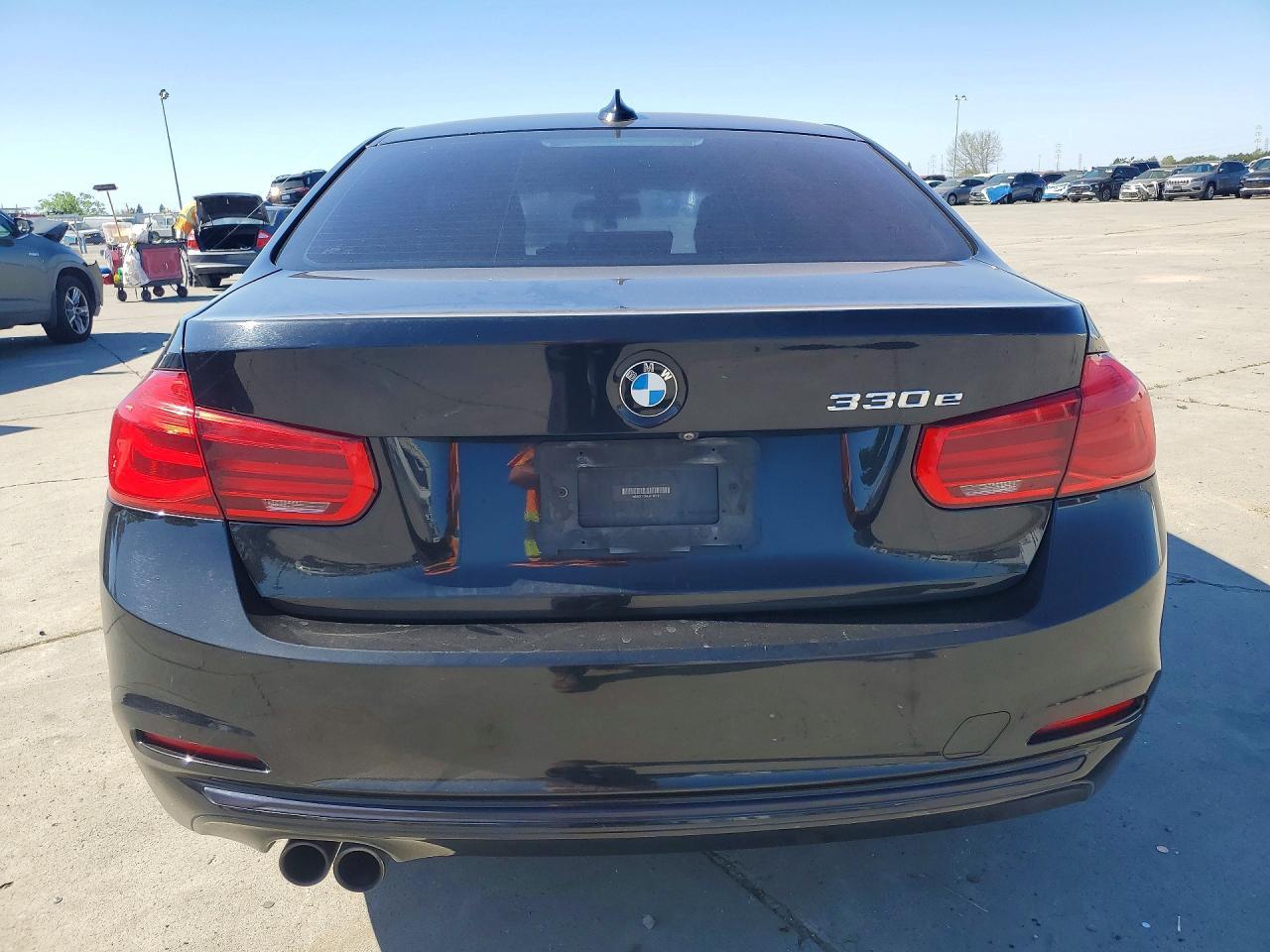 2018 BMW 330E - Image 6