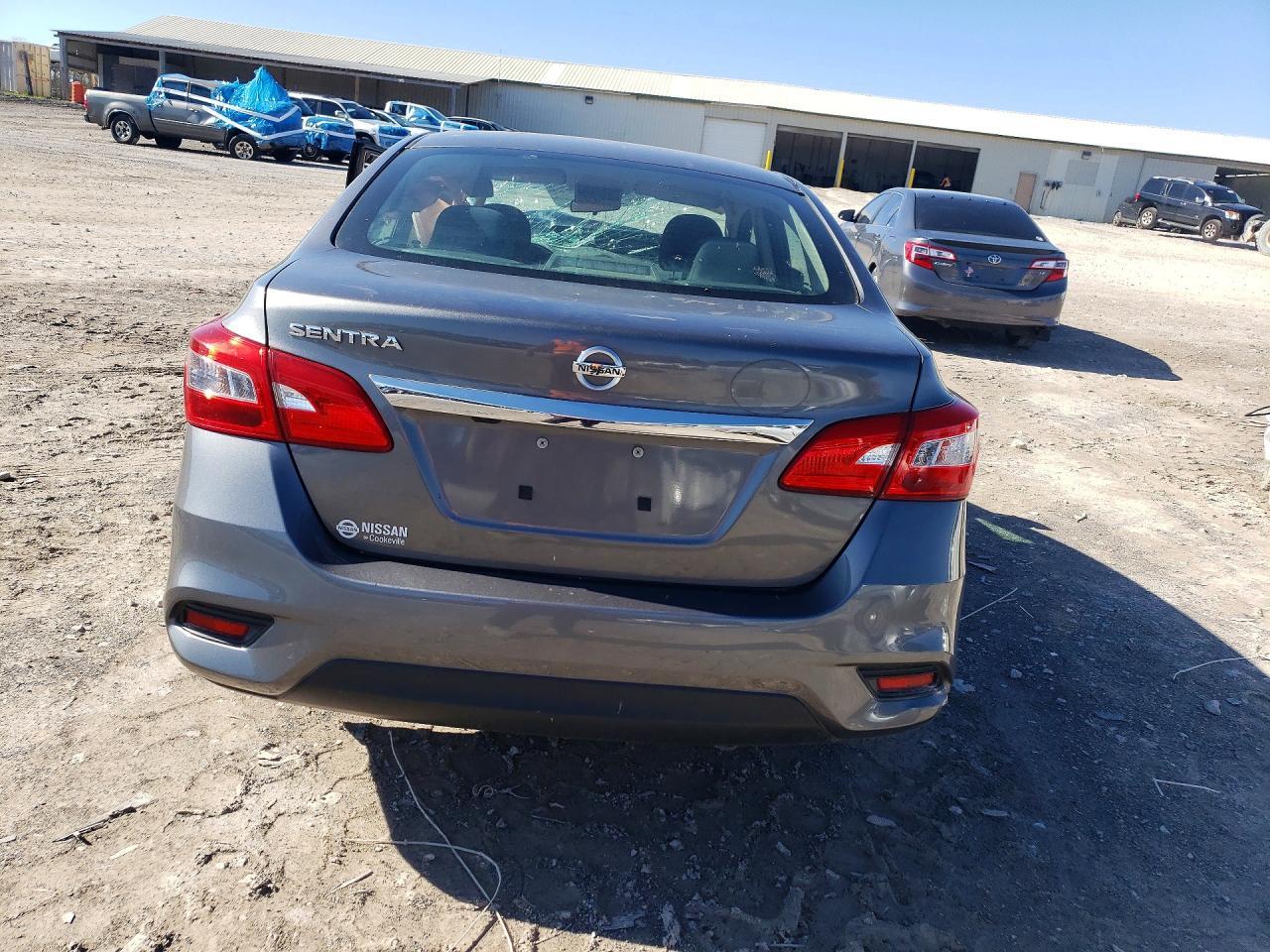 2019 Nissan Sentra S - Image 6