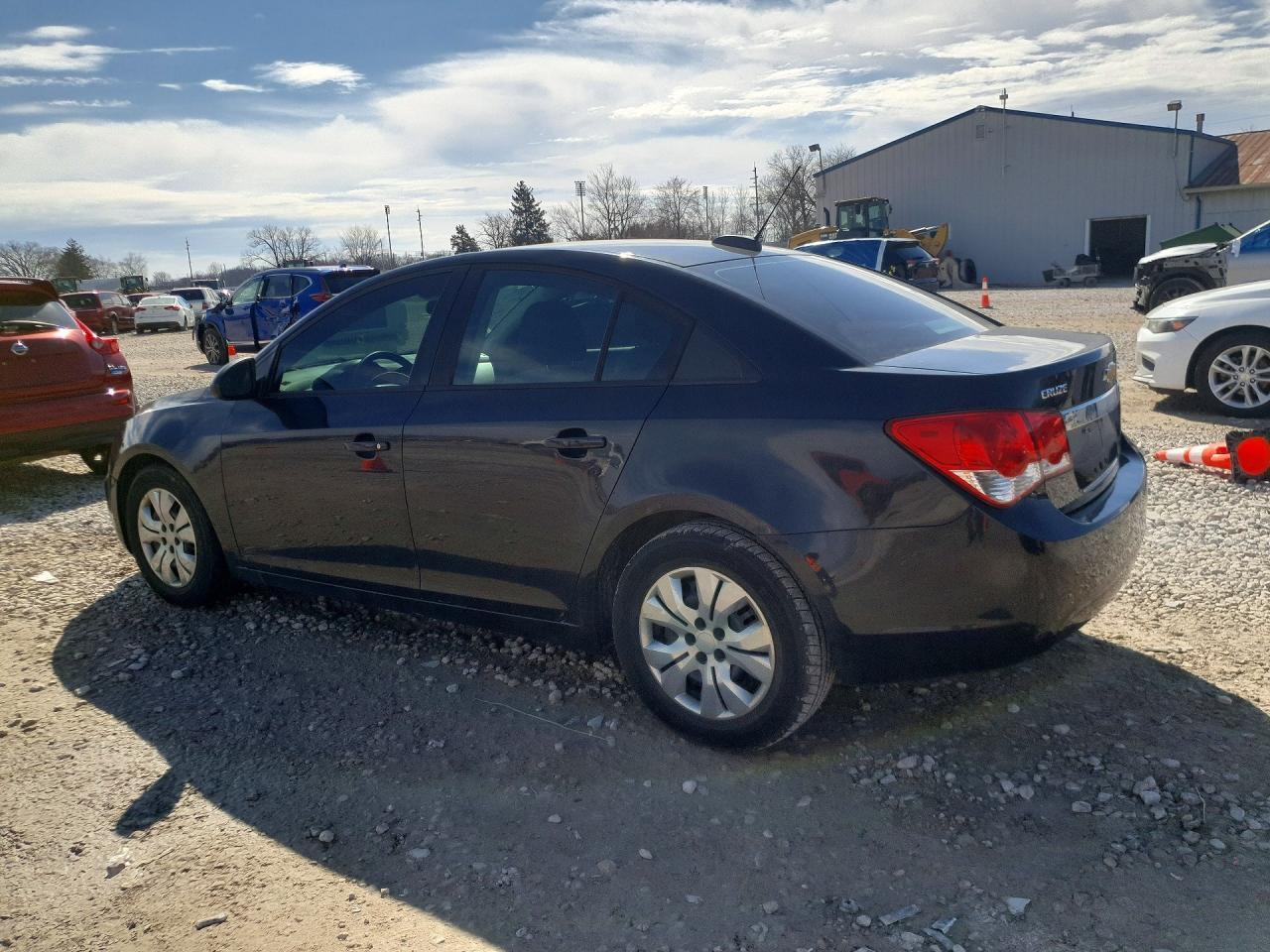 2015 Chevrolet Cruze Ls - Image 2