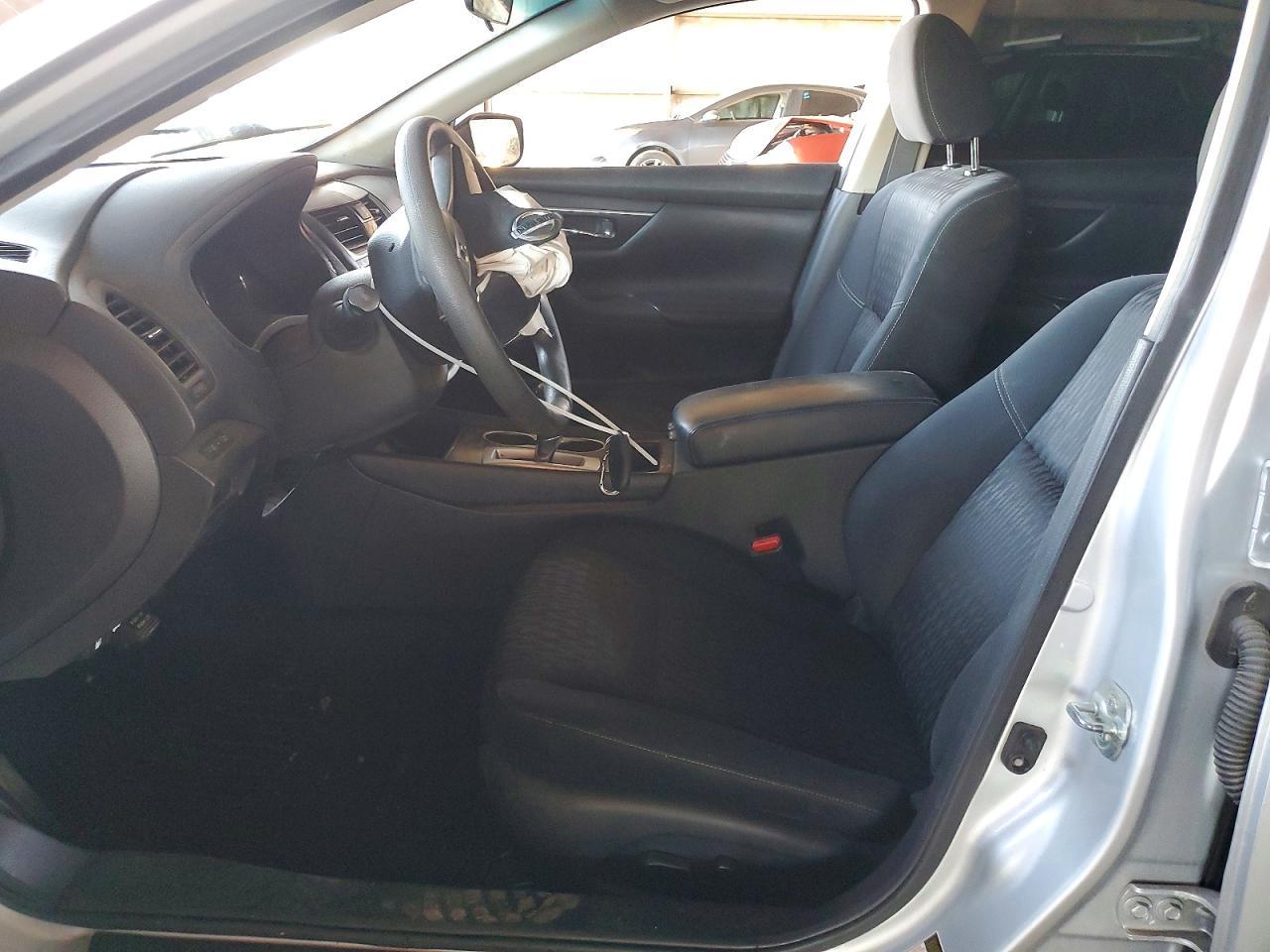 2017 Nissan Altima 2.5 S - Фото 7