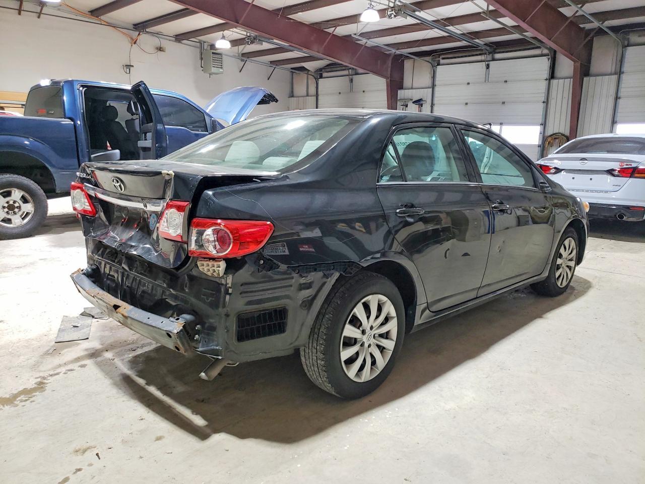 2012 Toyota Corolla Le - Image 3