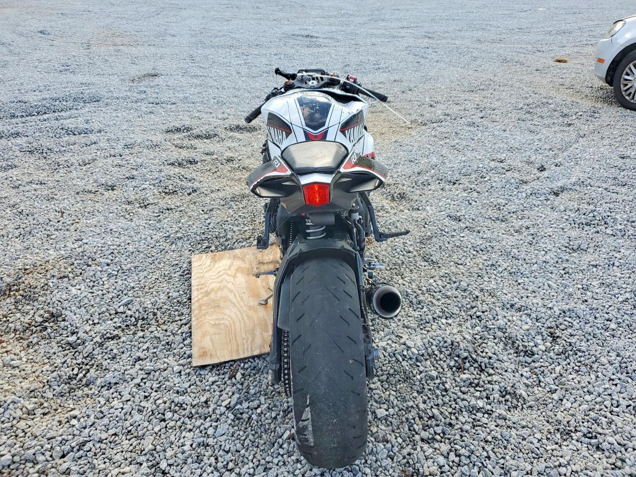 2024 Yama Yzfr1 - Image 4