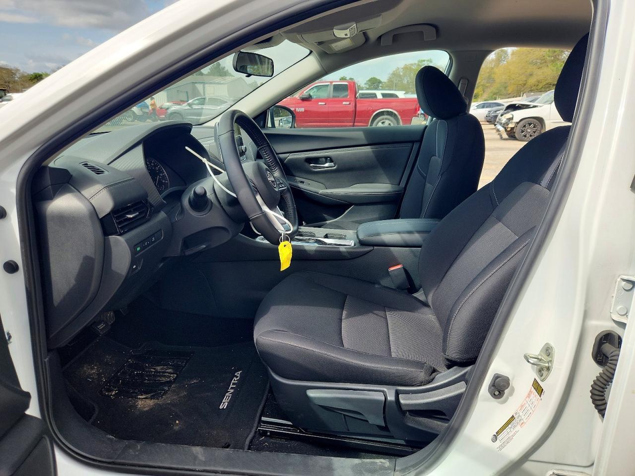 2025 Nissan Sentra Sv - Фото 7