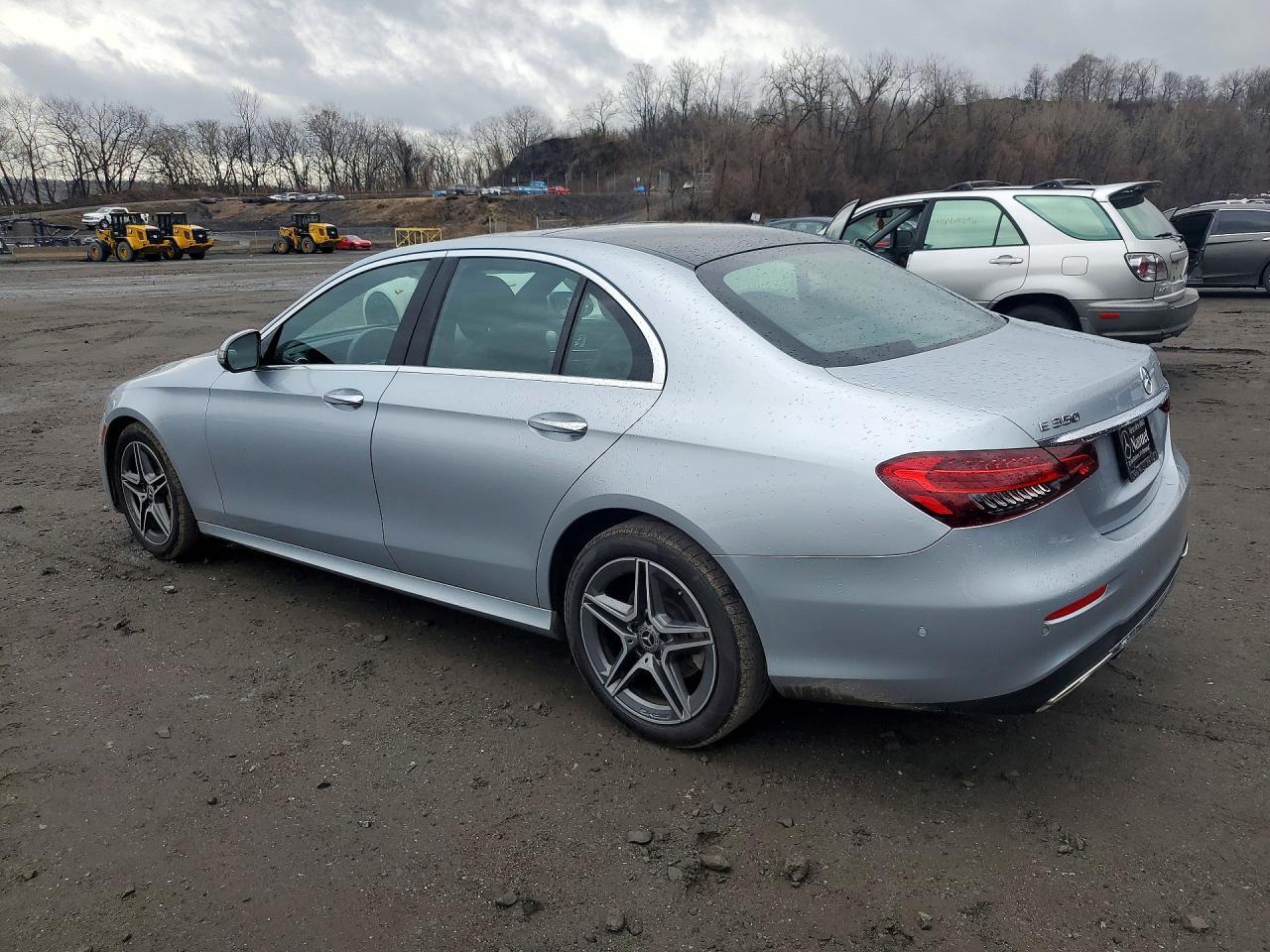2021 Mercedes-Benz E 350 4Matic - Фото 2