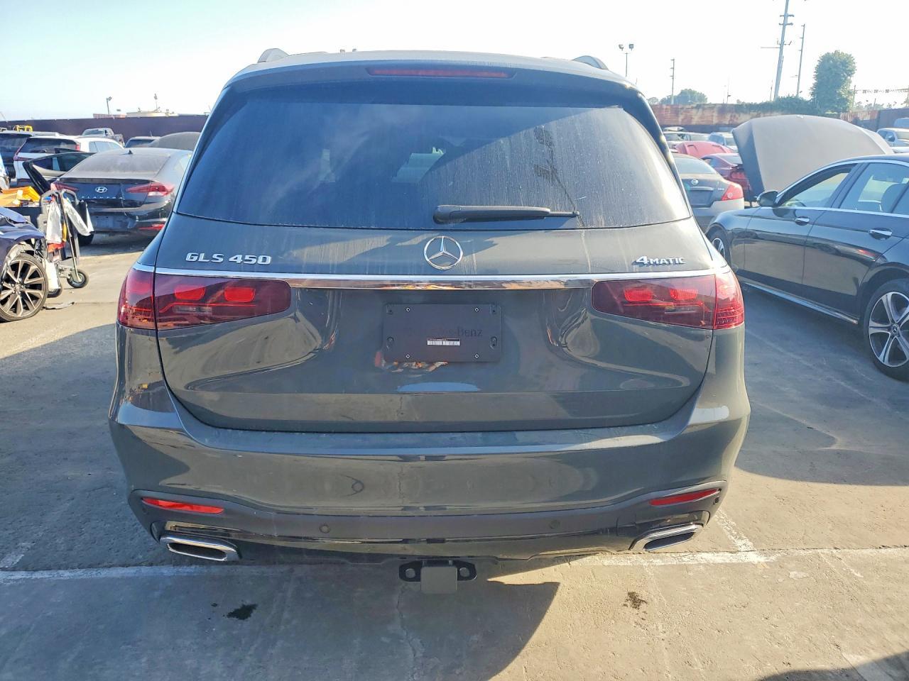 2026 Mercedes-Benz Gls 450 4Matic - Image 6