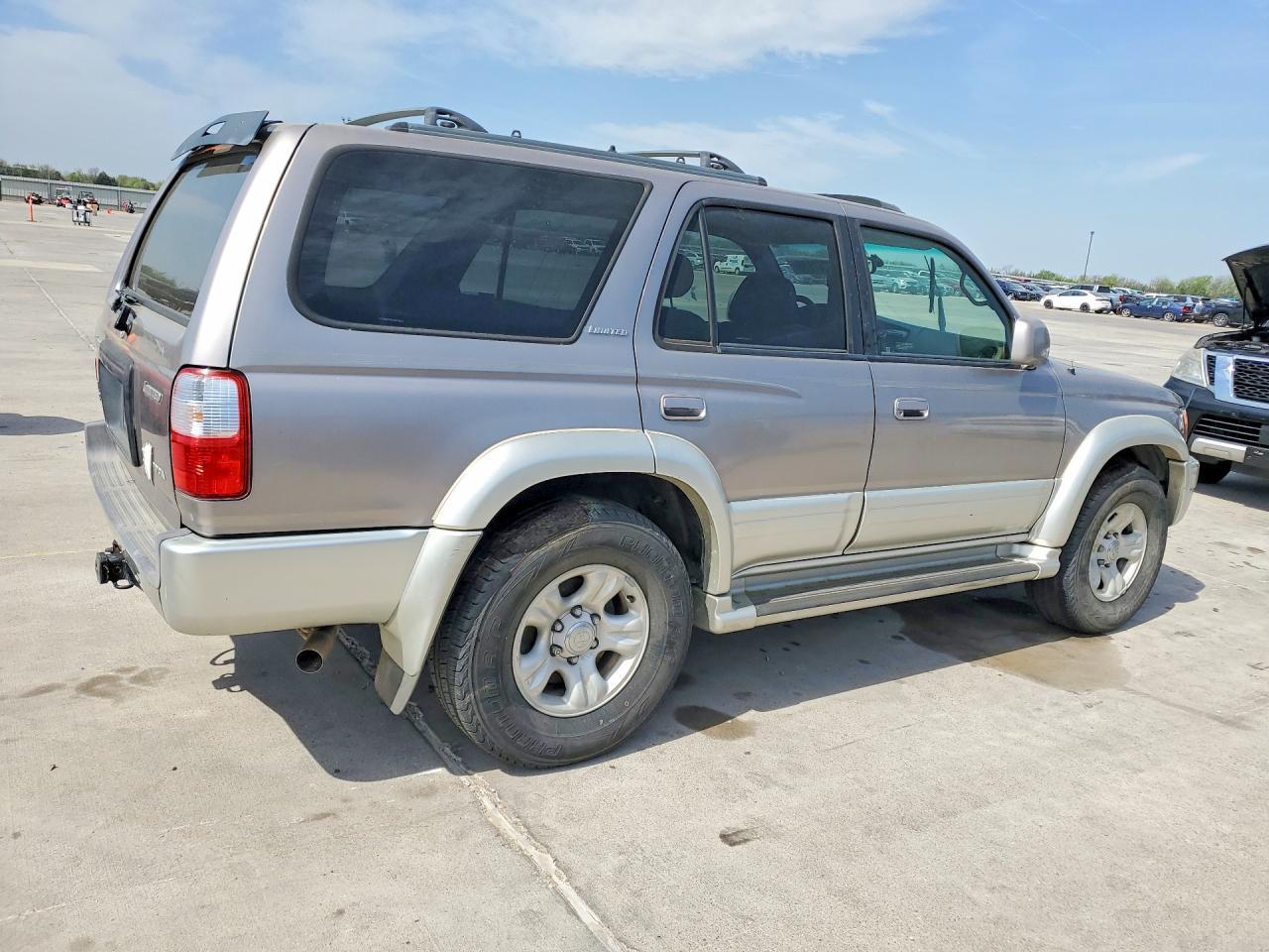 2001 Toyota 4Runner Limited - Image 3