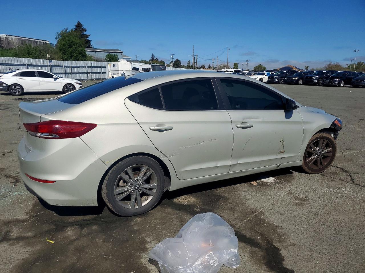2018 Hyundai Elantra Sel - Фото 3