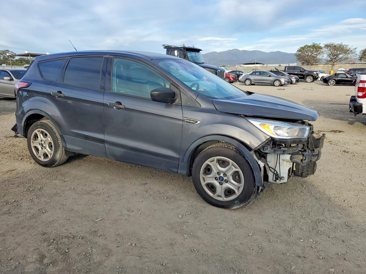 2017 Ford Escape S - Image 4