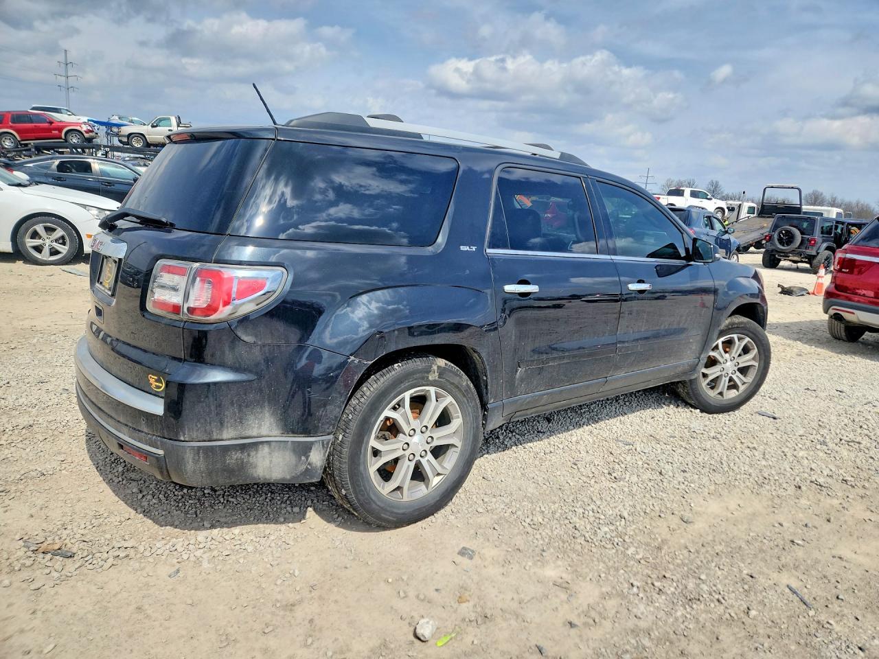 2013 GMC Acadia 4D Denali - Image 3