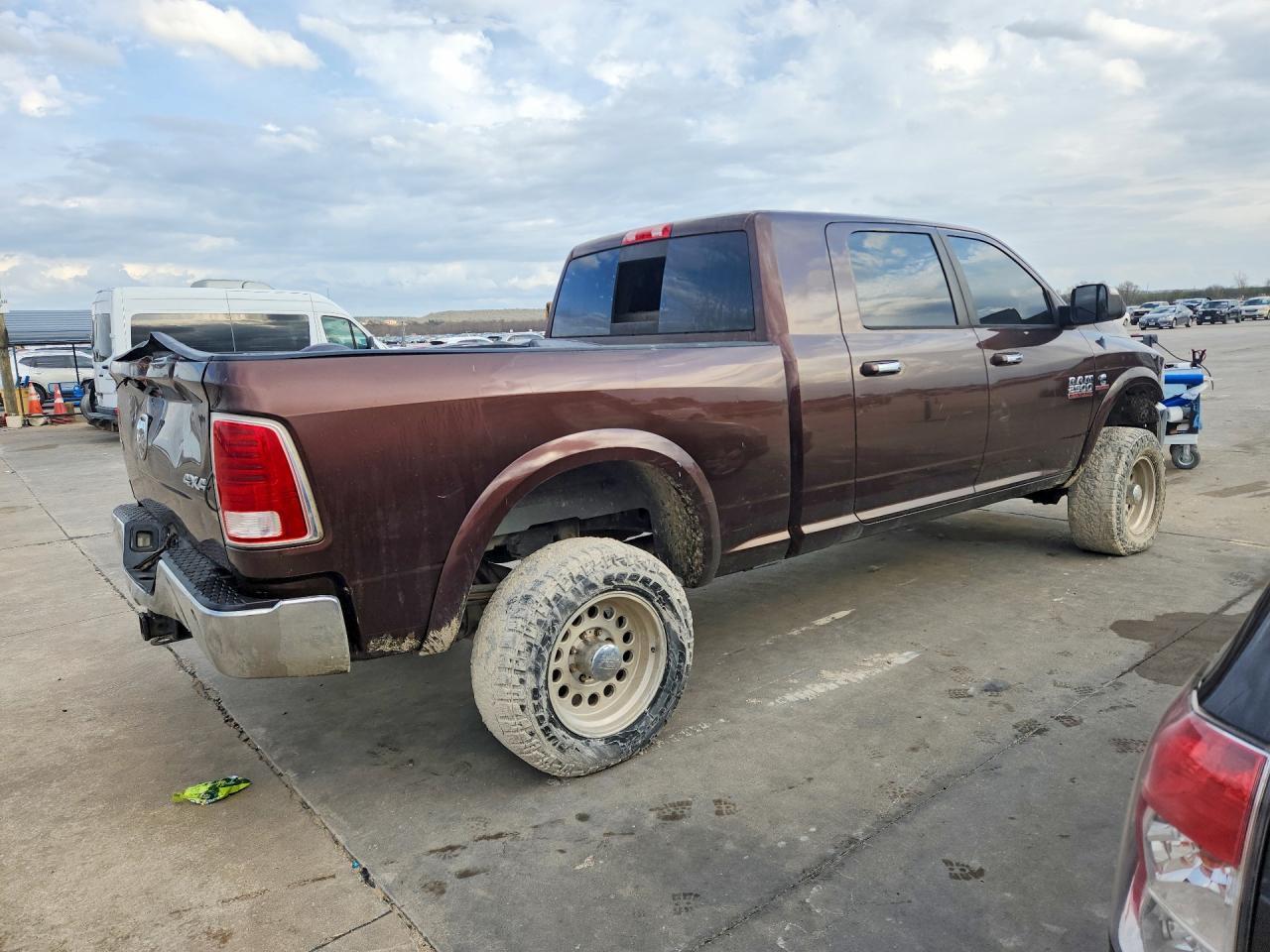 2013 Ram Trucks 2500 Laramie - Image 3