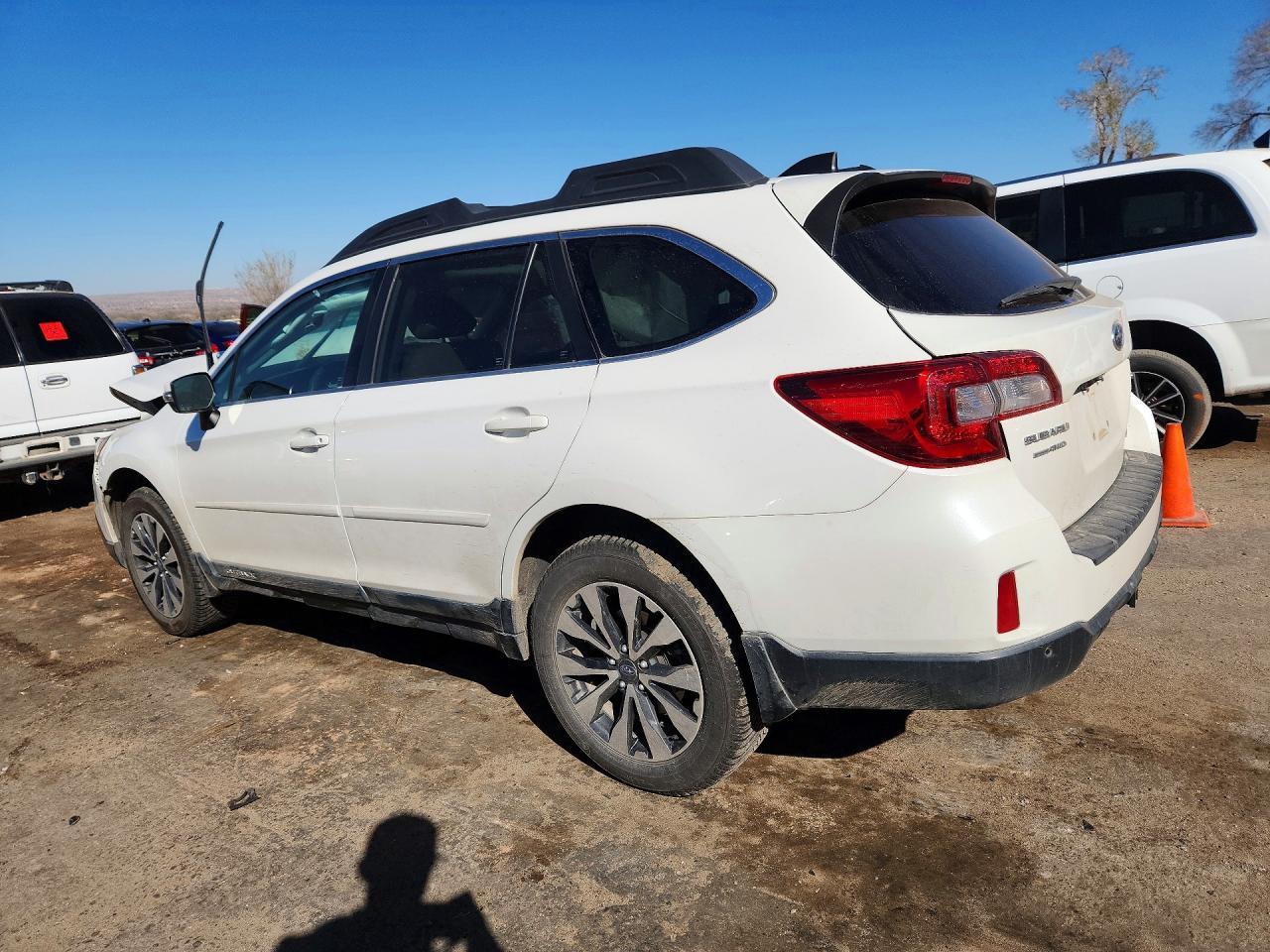 2017 Subaru Outback 3.6R Limited - Фото 2