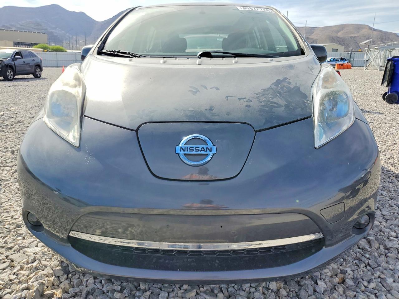 2013 Nissan Leaf S - Image 5