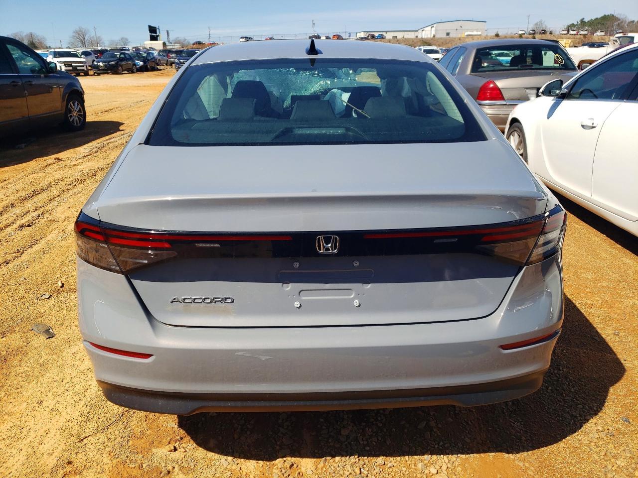 2025 Honda Accord Se - Image 6