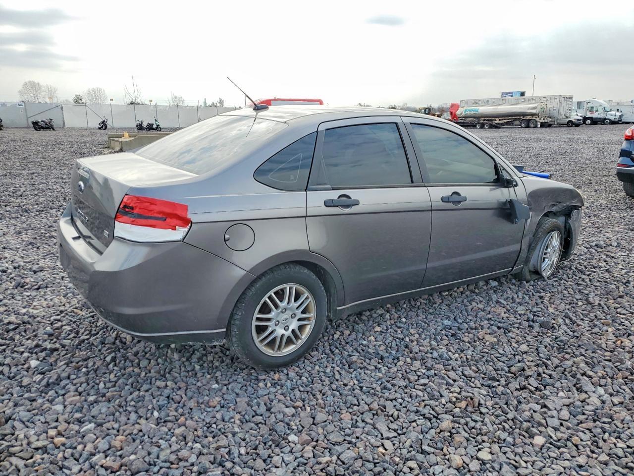 2011 Ford Focus Se - Фото 3