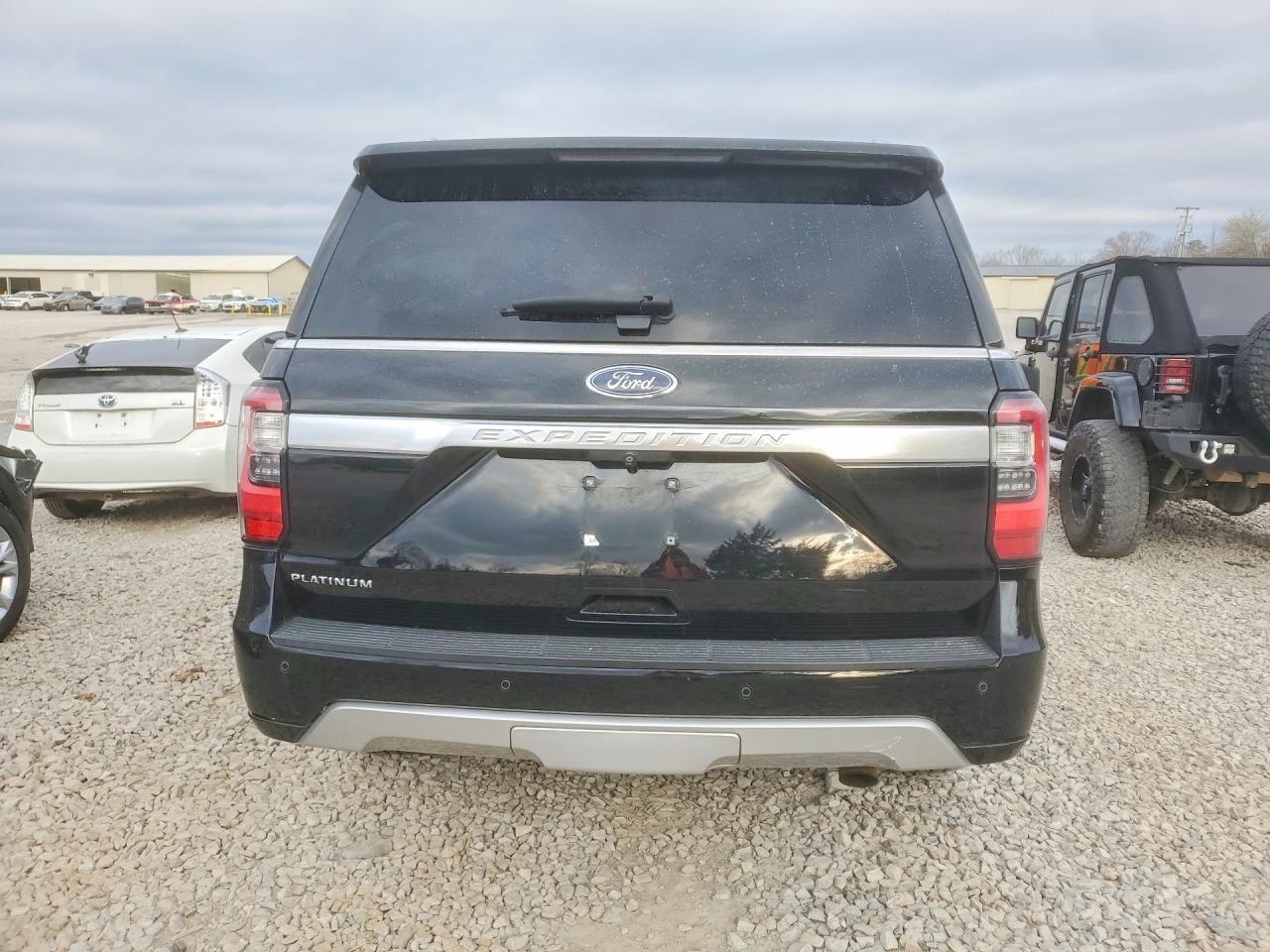 2018 Ford Expedition Platinum - Image 6