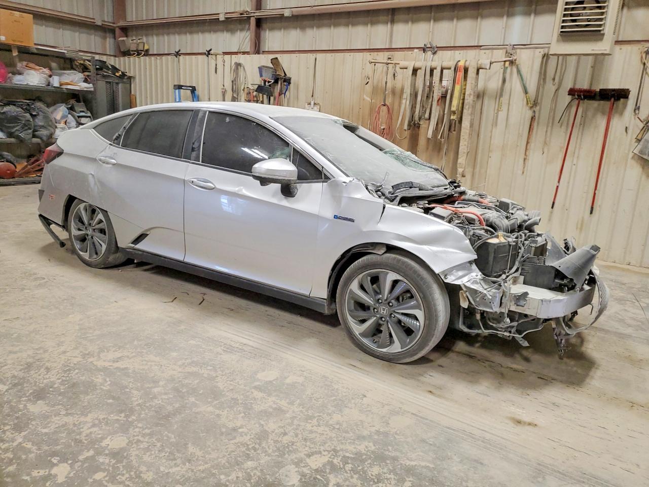 2018 Honda Clarity Touring - Image 4