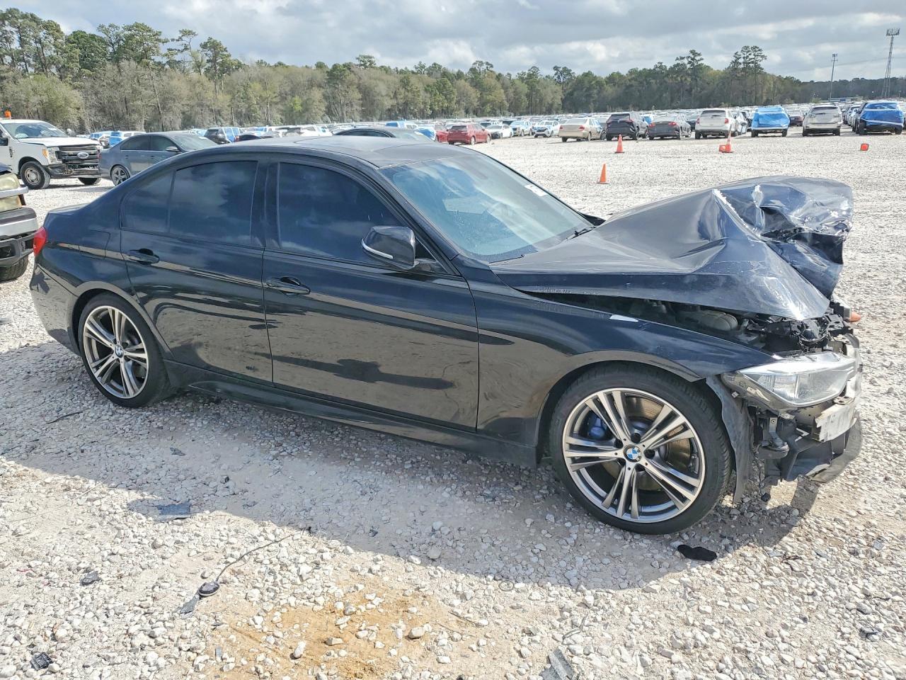 2015 BMW 335 I - Фото 4