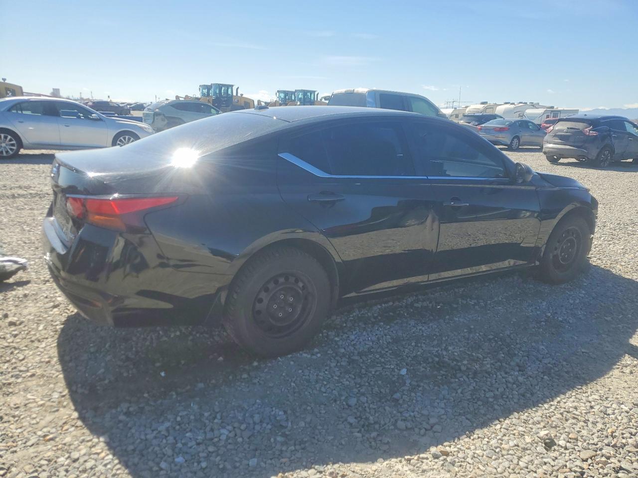 2019 Nissan Altima 2.5 S - Image 3