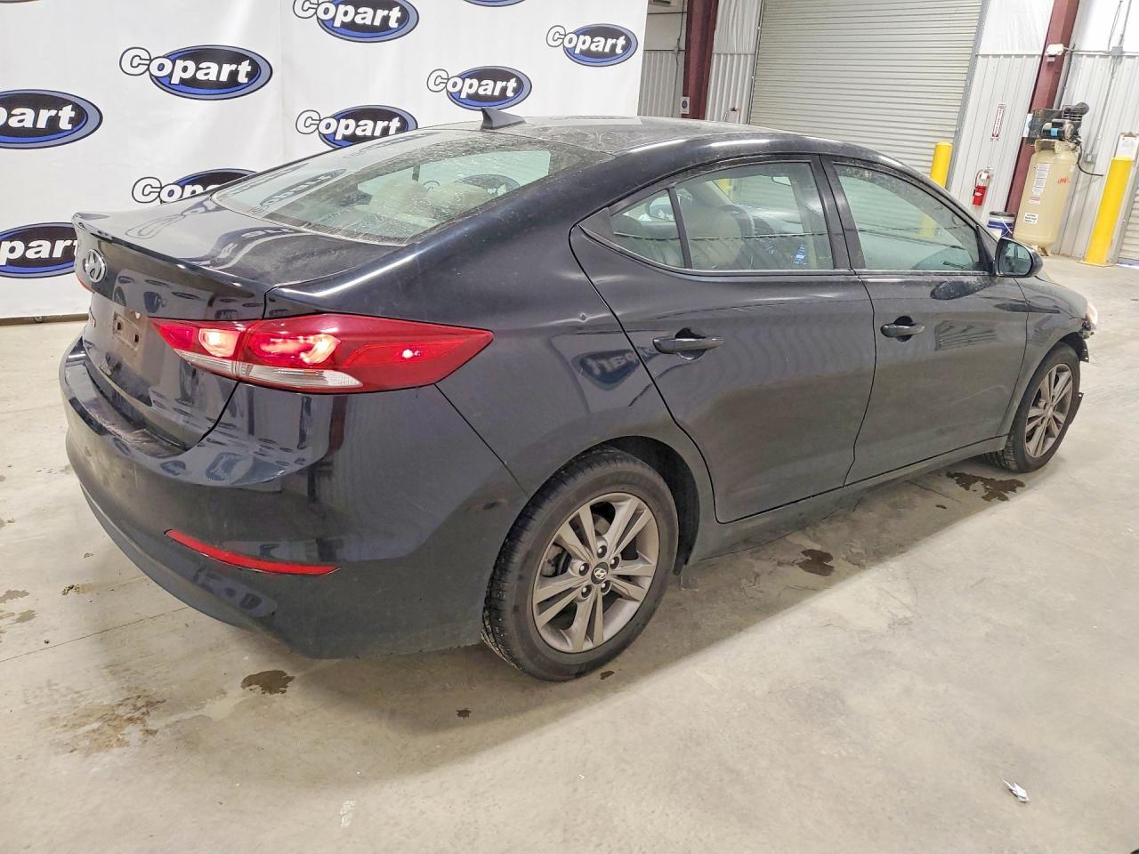 2018 Hyundai Elantra Sel - Фото 3