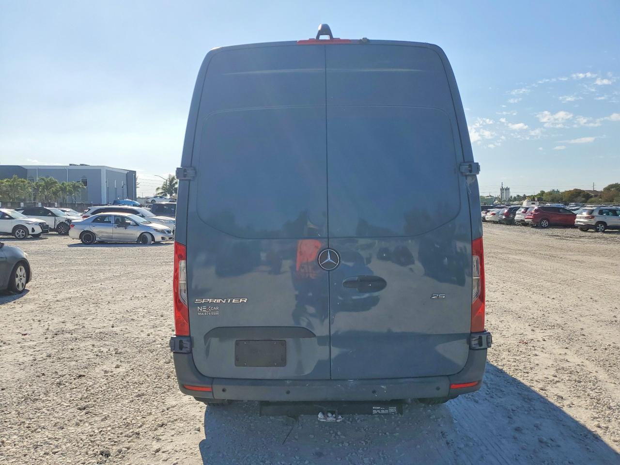 2019 Mercedes-Benz Sprinter 2500 - Фото 6