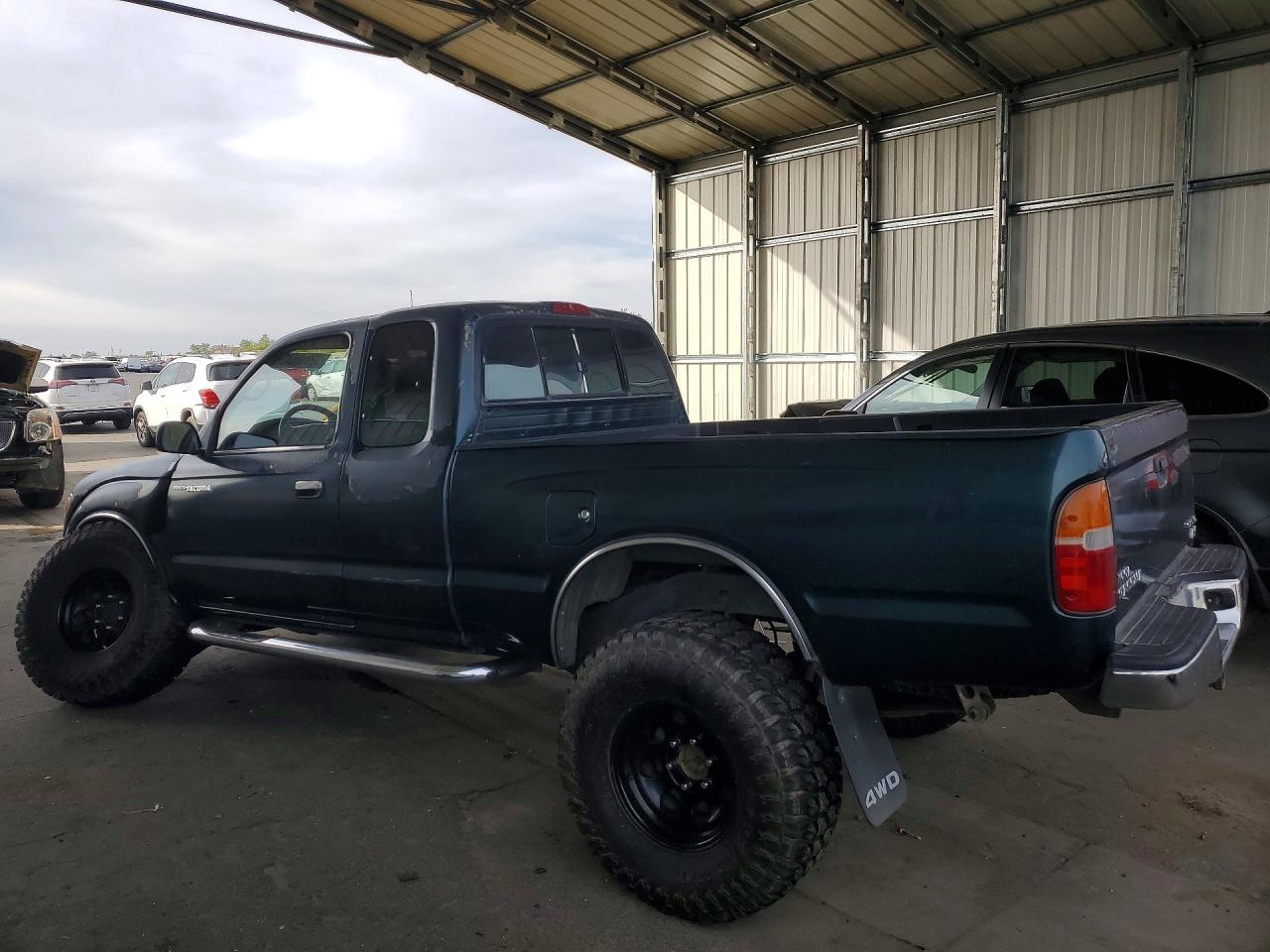 1995 Toyota Tacoma V6 - Image 2