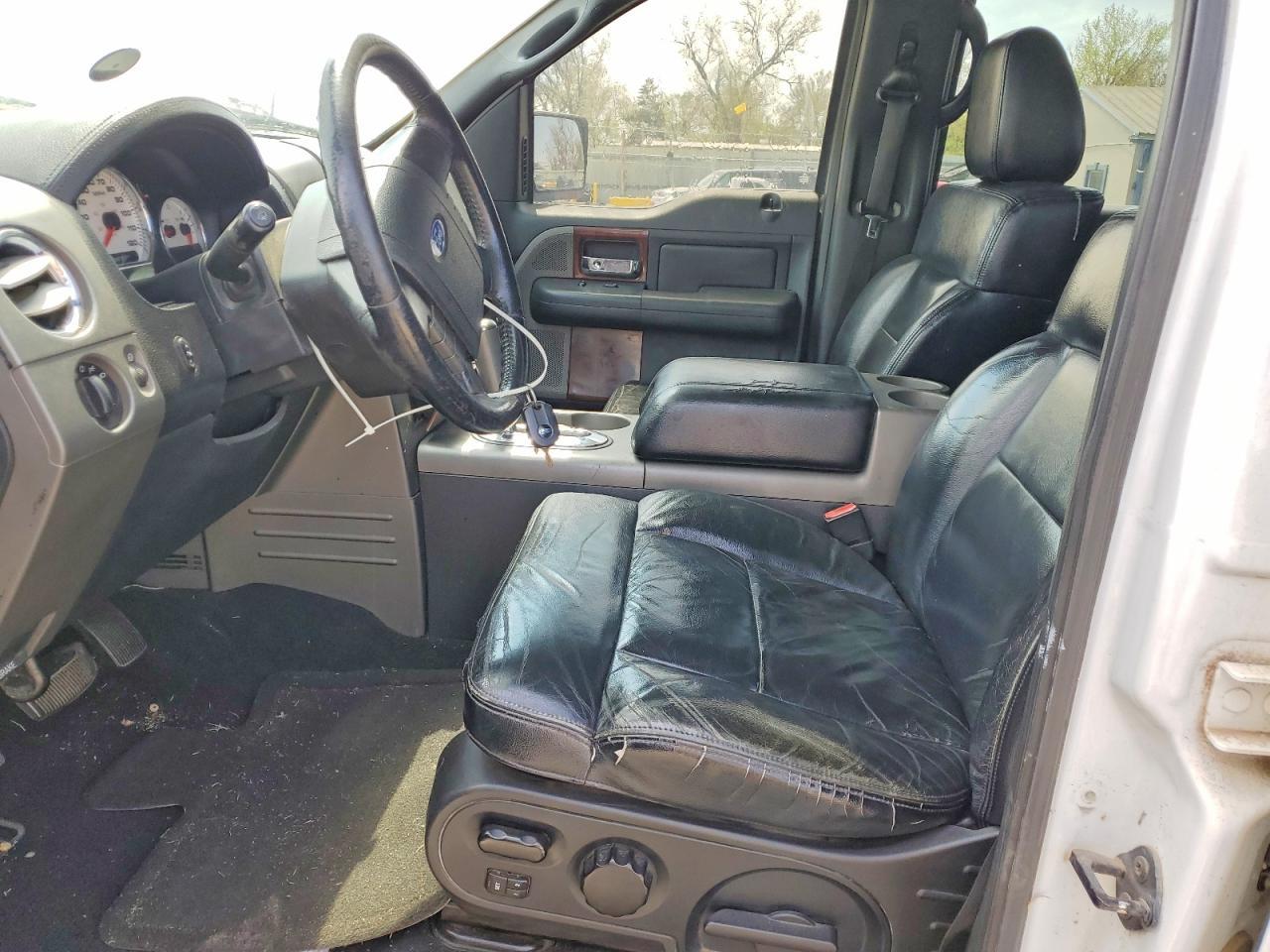 2005 Ford F150 Supercrew - Image 7