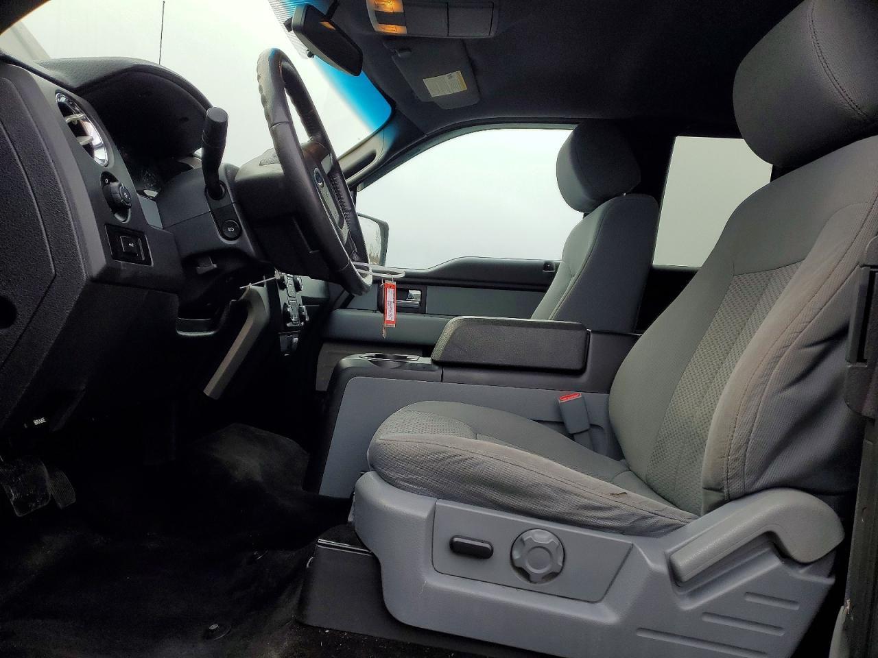 2014 Ford F150 Super Cab - Фото 7
