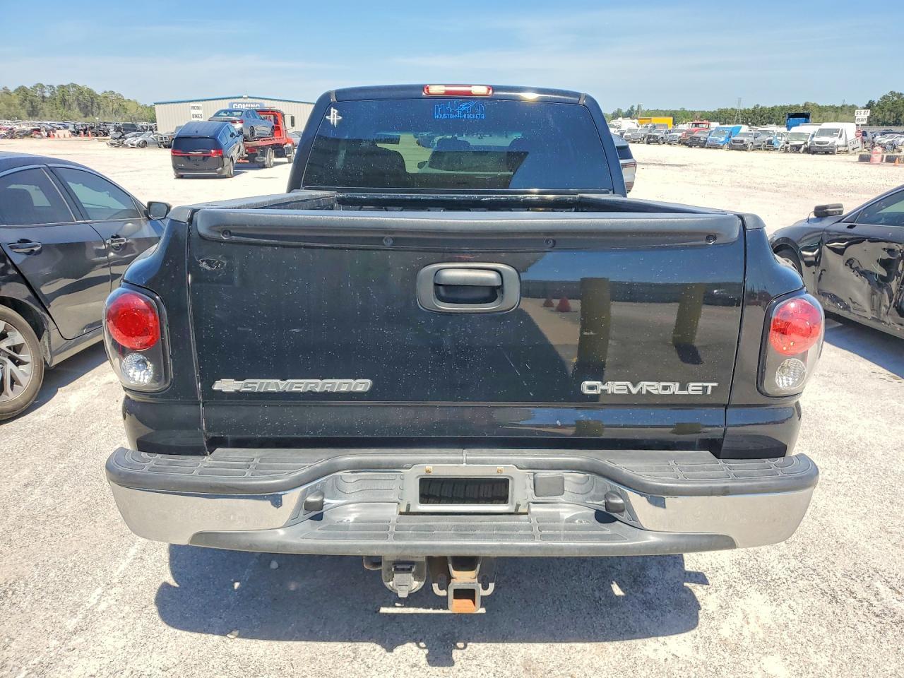 2003 Chevrolet Silverado C1500 - Image 6
