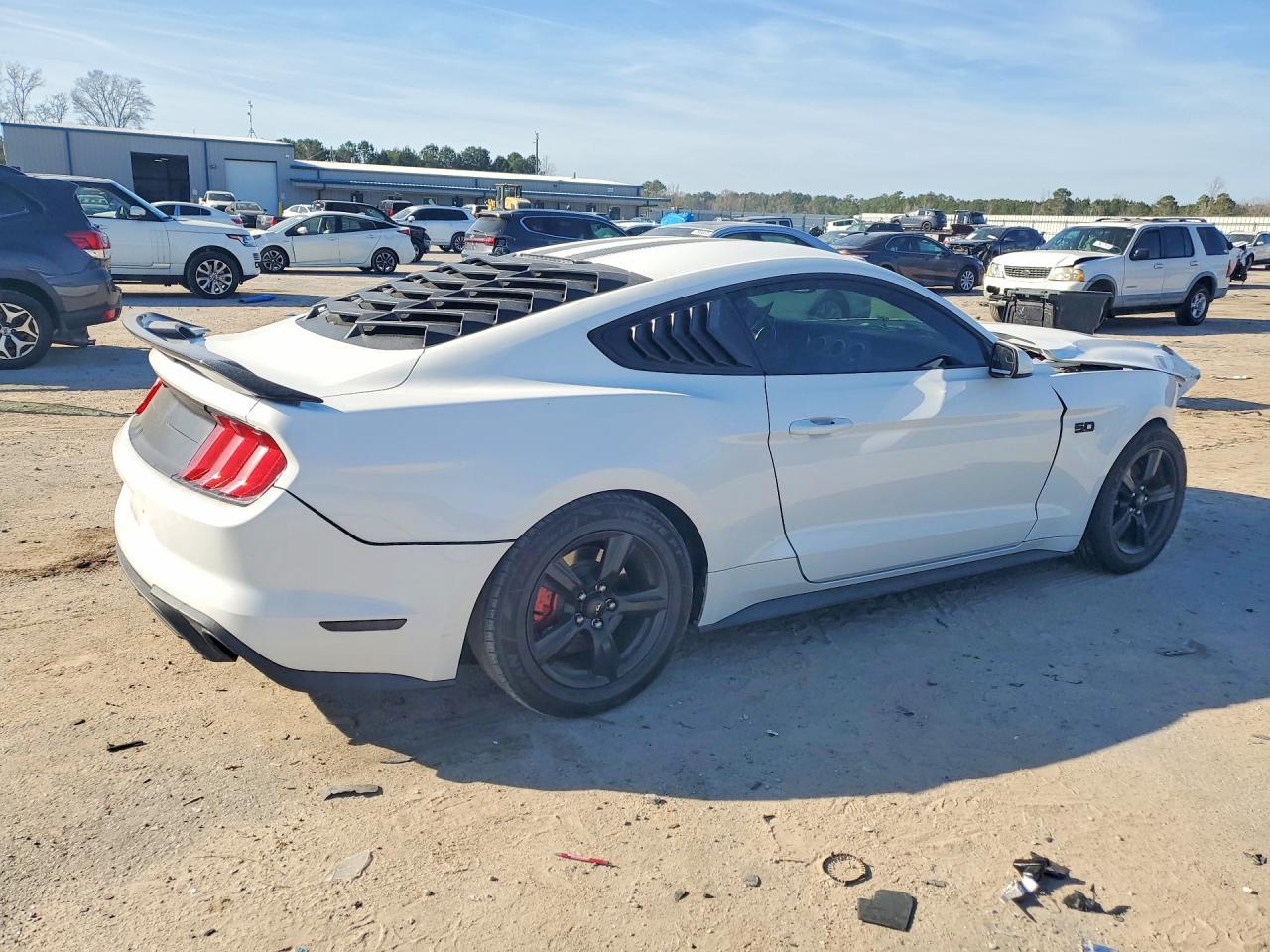 2018 Ford Mustang - Image 3