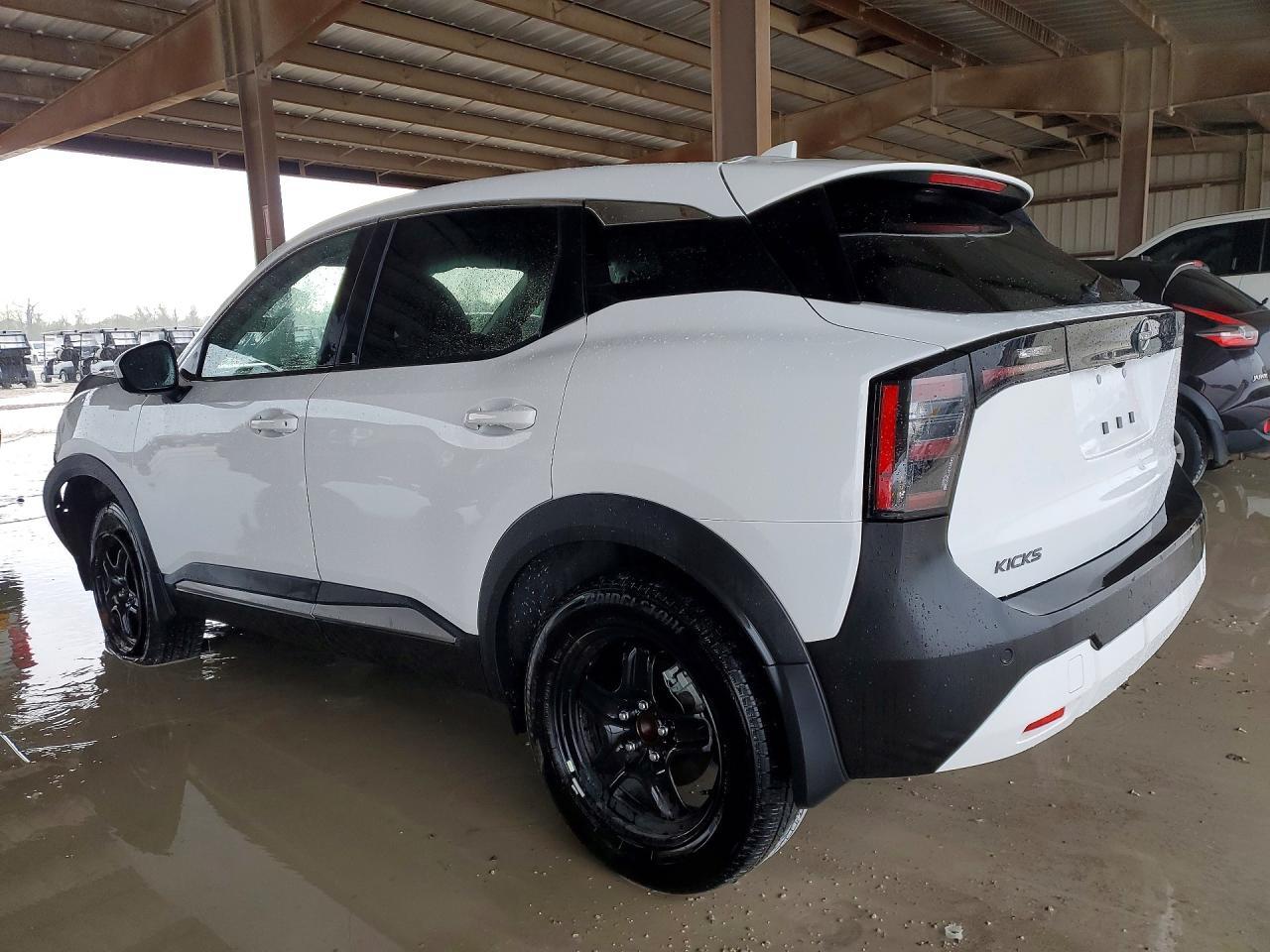 2025 Nissan Kicks Sv - Фото 2