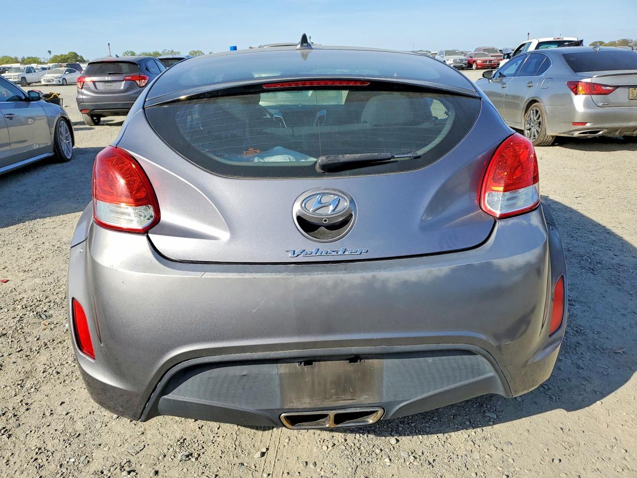 2016 Hyundai Veloster Base - Фото 6