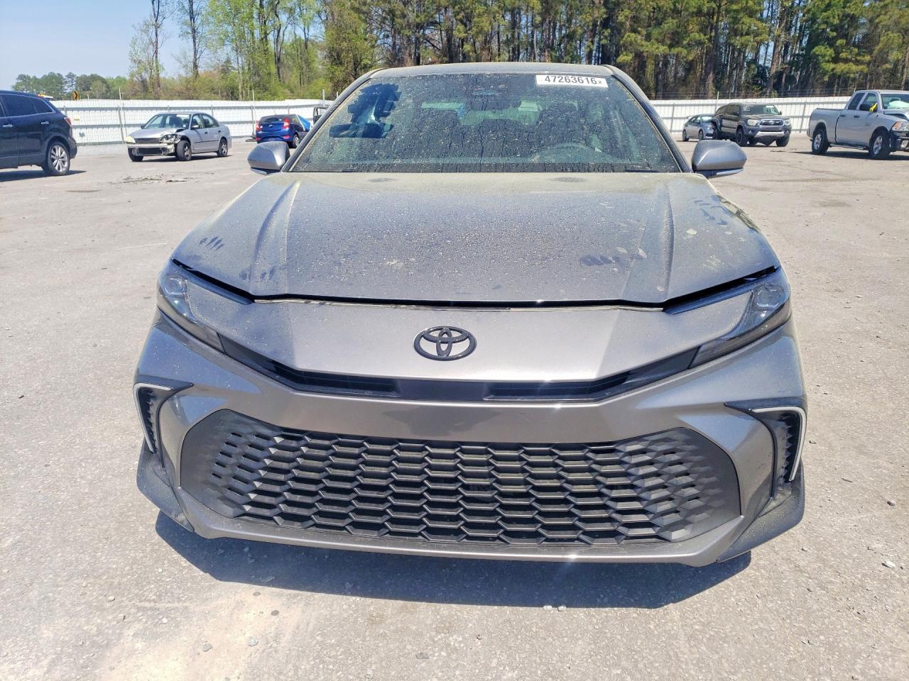 2026 Toyota Camry Se - Image 5