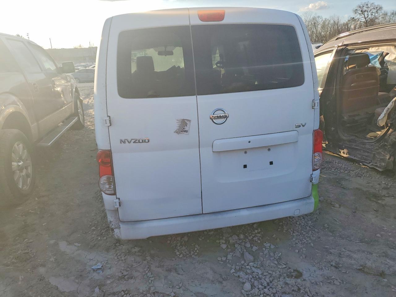 2015 Nissan Nv200 Sv - Фото 6