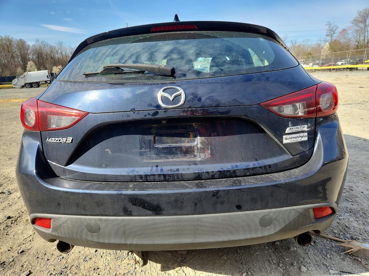 2014 Mazda 3 Grand Touring - Image 6