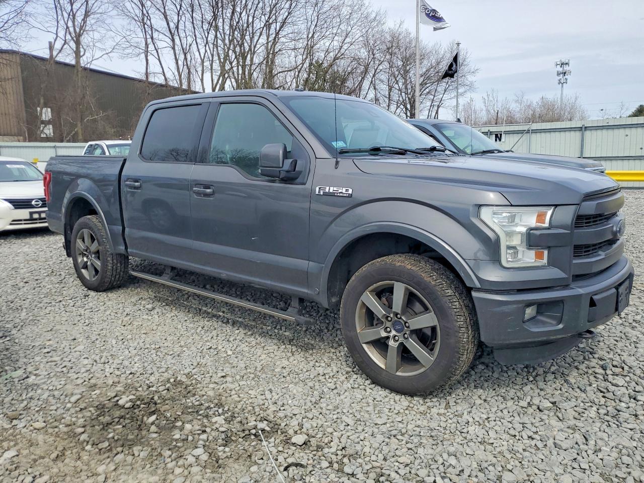 2015 Ford F150 Supercrew - Фото 4