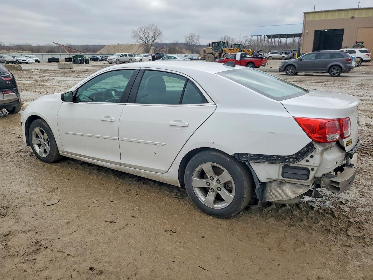 2014 Chevrolet Malibu Ls - Фото 2