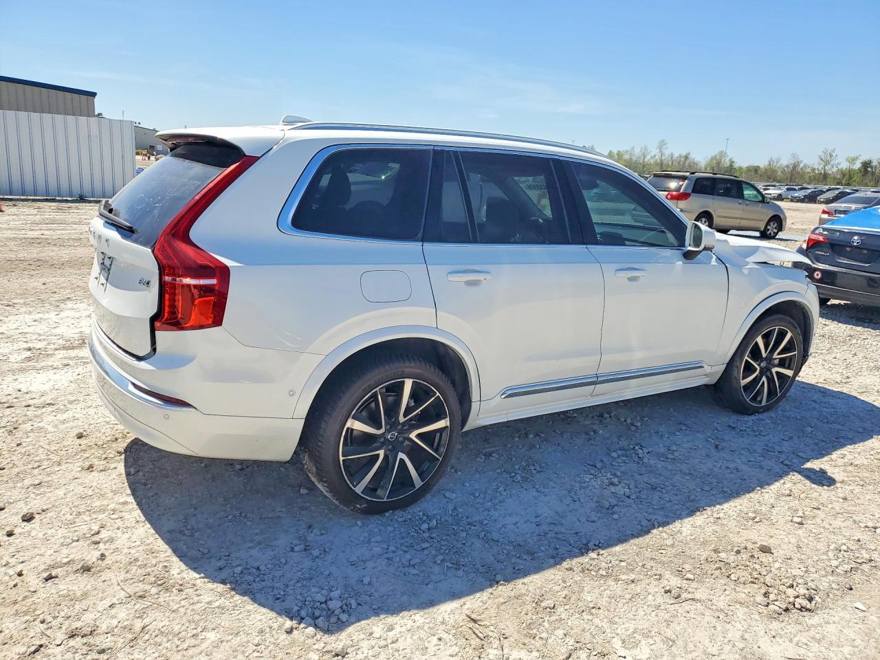 2023 Volvo Xc90 Plus - Image 3