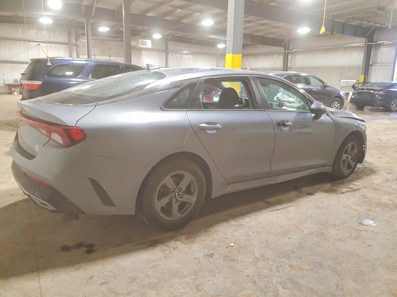 2021 Kia K5 Lx - Фото 3