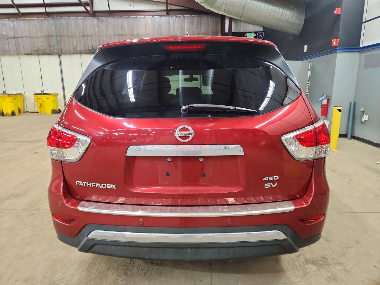 2014 Nissan Pathfinder S - Фото 6