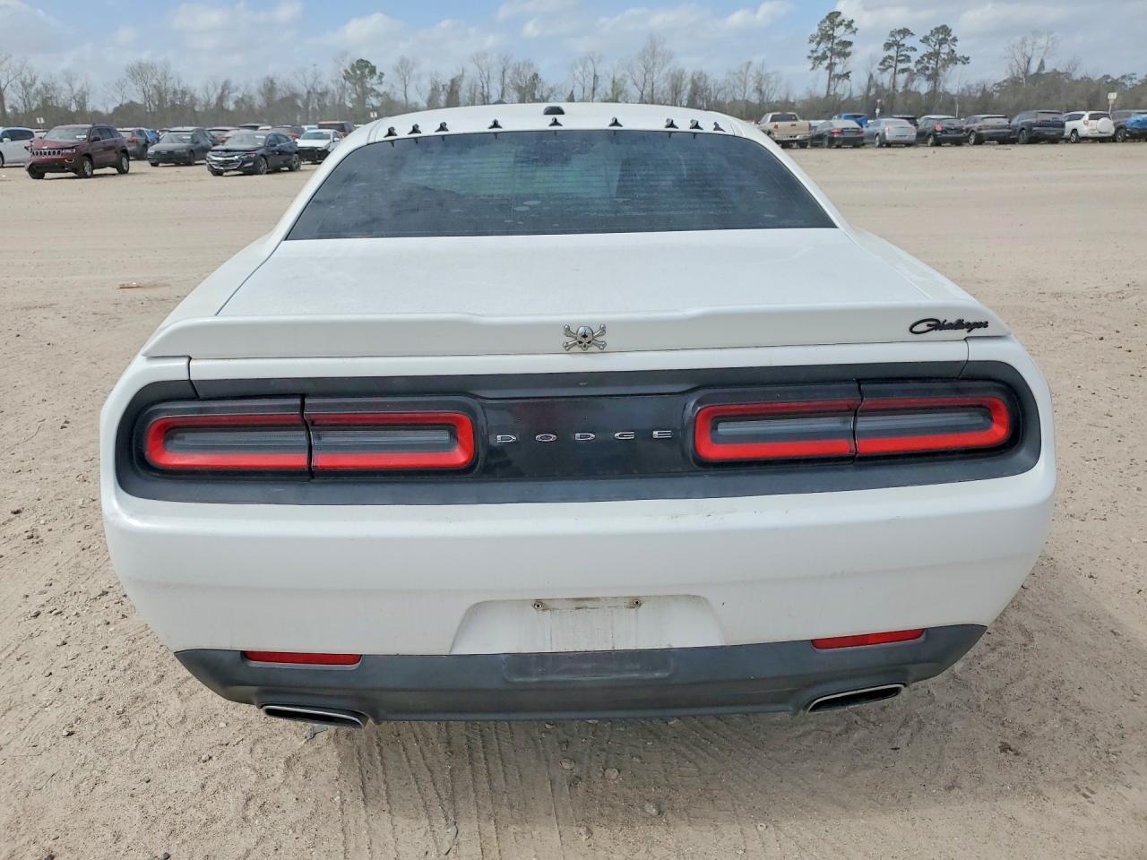2015 Dodge Challenger Sxt - Фото 6